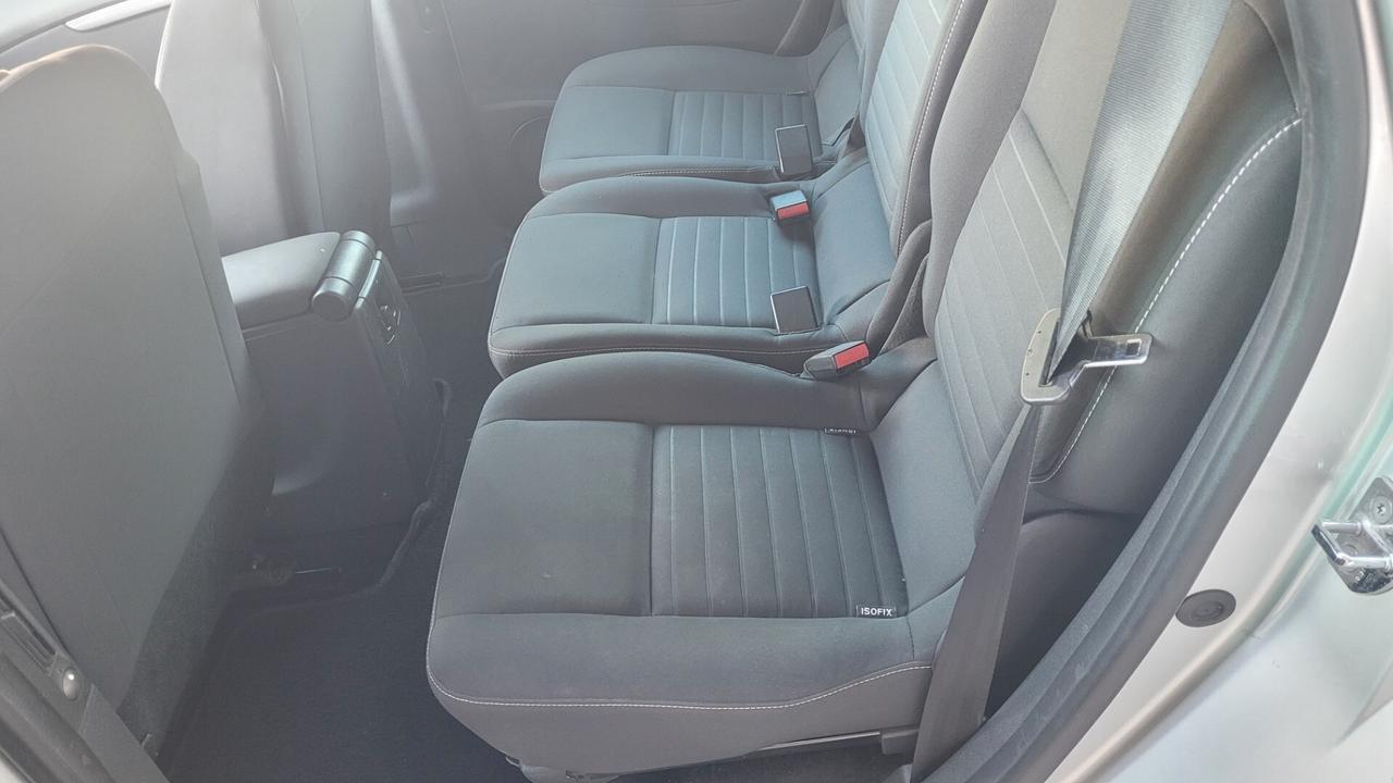 Renault Scenic XMOD 1.5 DIESEL ..