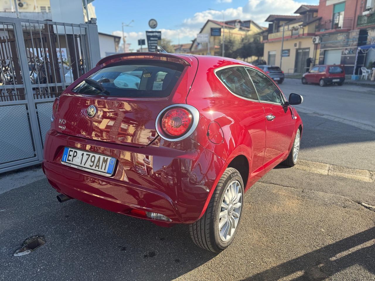Alfa Romeo MiTo TURBO SeS Distinctive Sport Pack Cc 900 84Cv