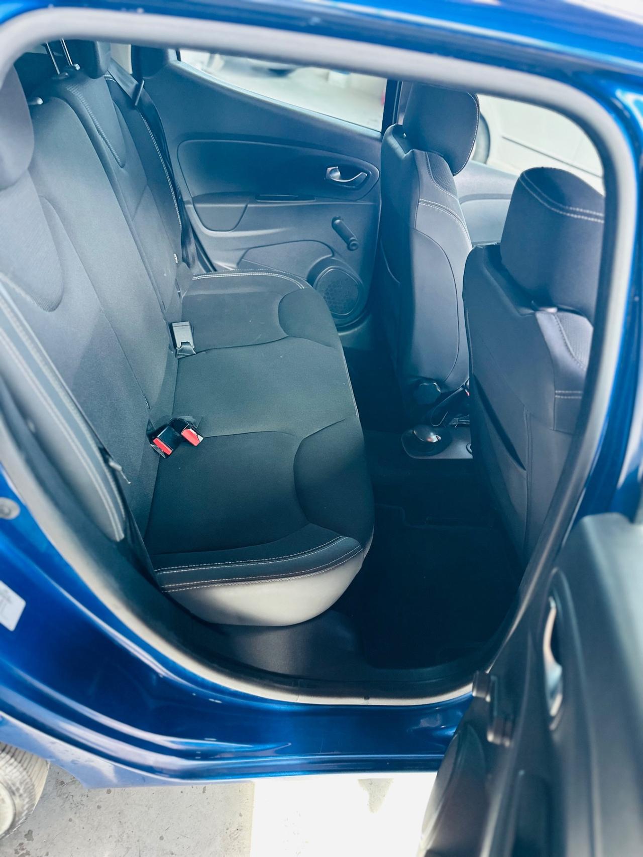 Renault Clio dCi 8V 75 CV 5 porte Moschino Life