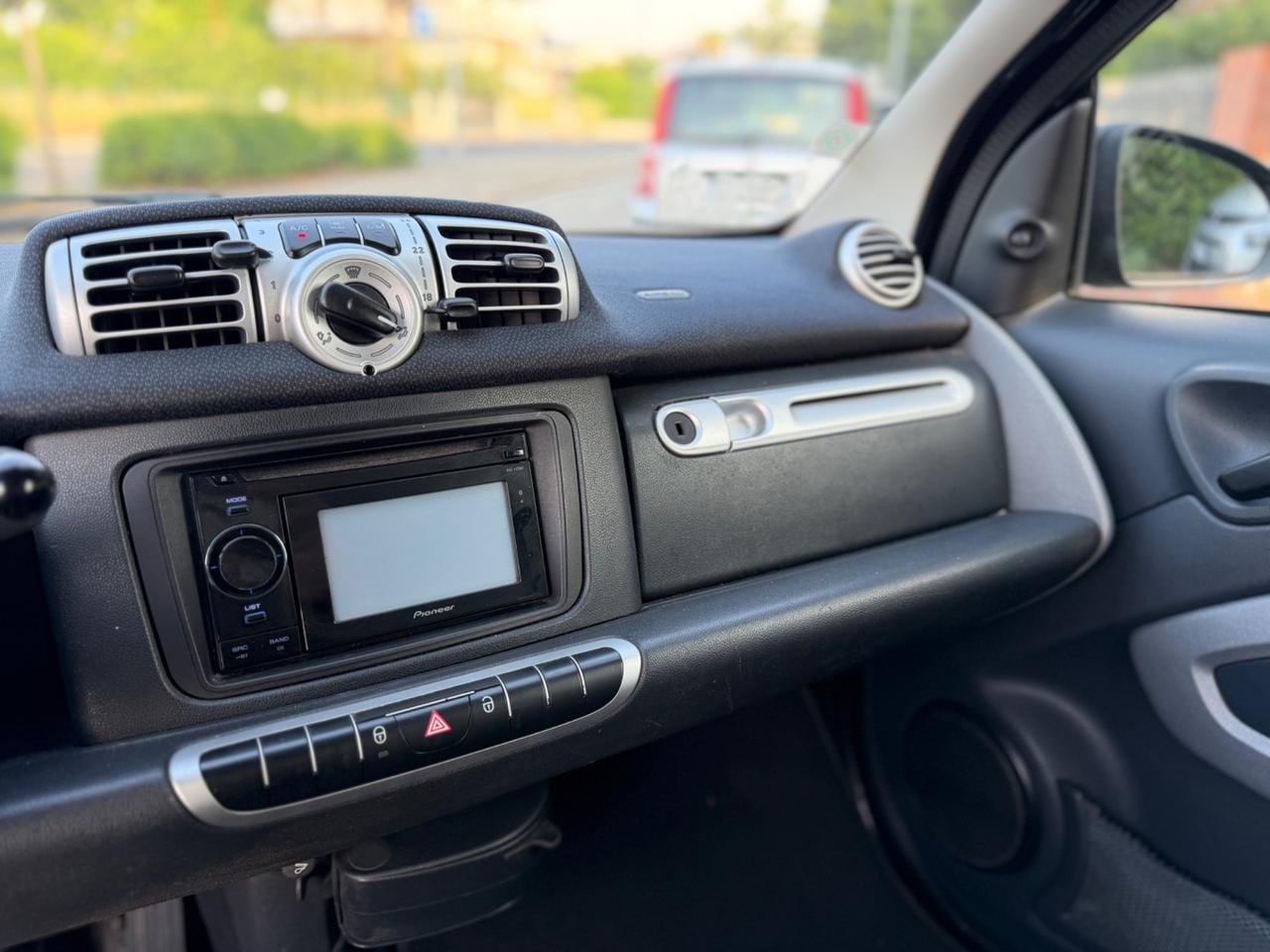 Smart ForTwo 800 40 kW coupé teen cdi special edition