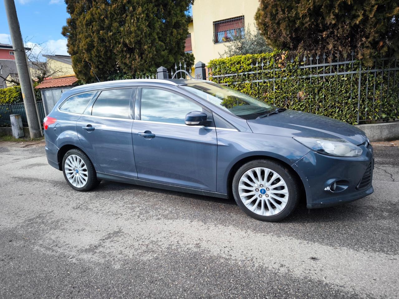 FORD FOCUS 1,6 TDCI SW – TITANIUM – OK NEOPATENTATI-
