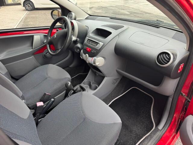 Peugeot 107 1.0 68CV 5p. Plaisir