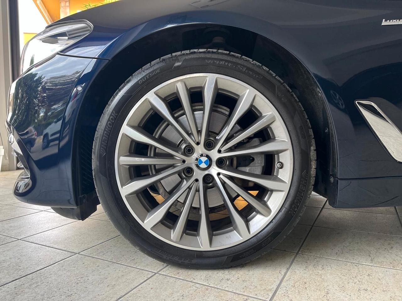 Bmw 520 520d xDrive Luxury