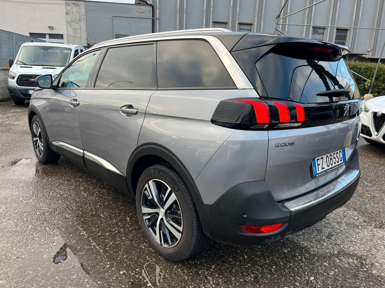 Peugeot 5008 PureTech Turbo 130 S&S Allure