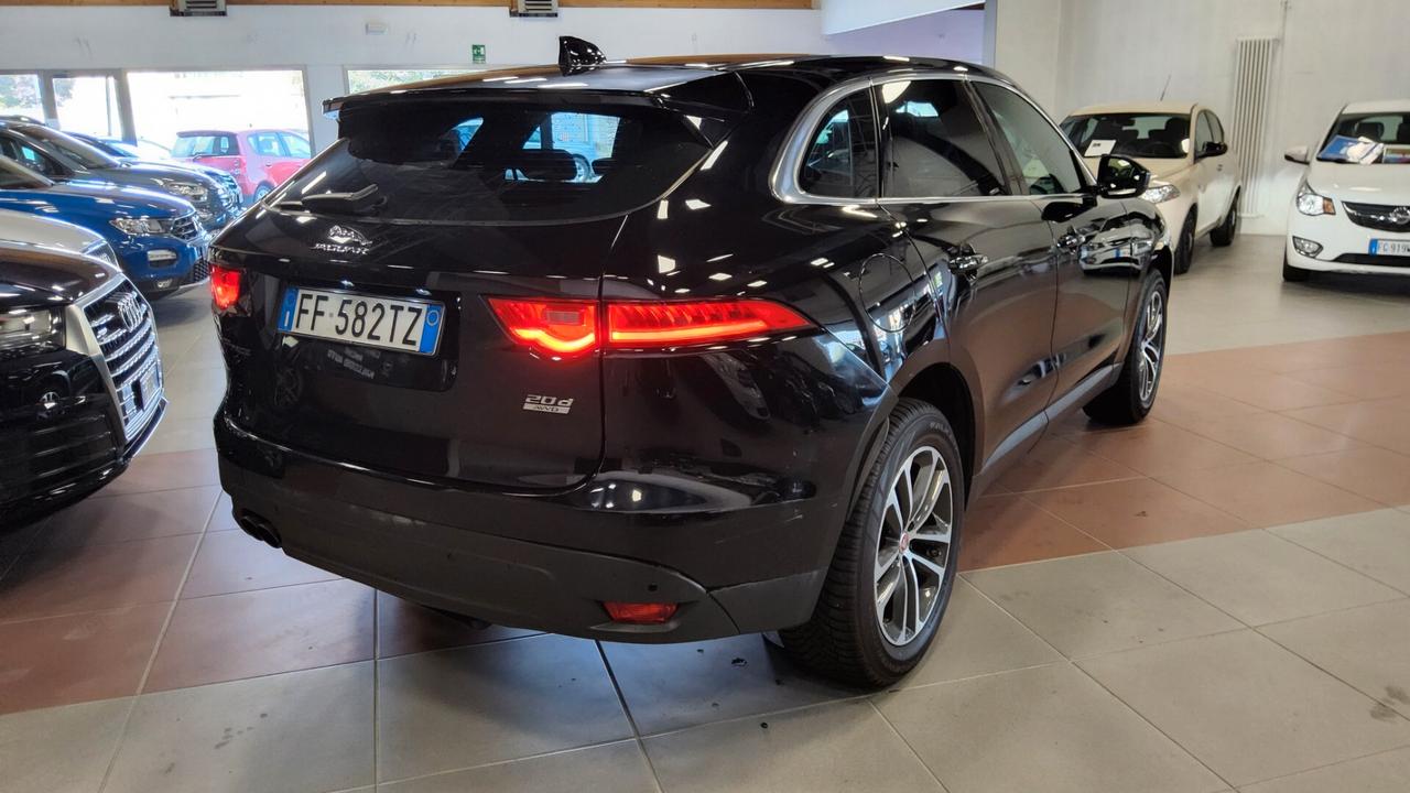 Jaguar F-Pace 2.0 D 180 CV AWD Prestige