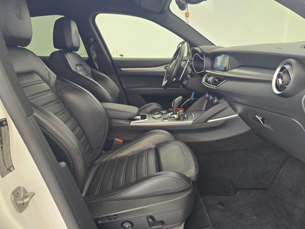 Alfa Romeo Stelvio 2.2 Turbodiesel 210 CV AT8 Q4 Veloce