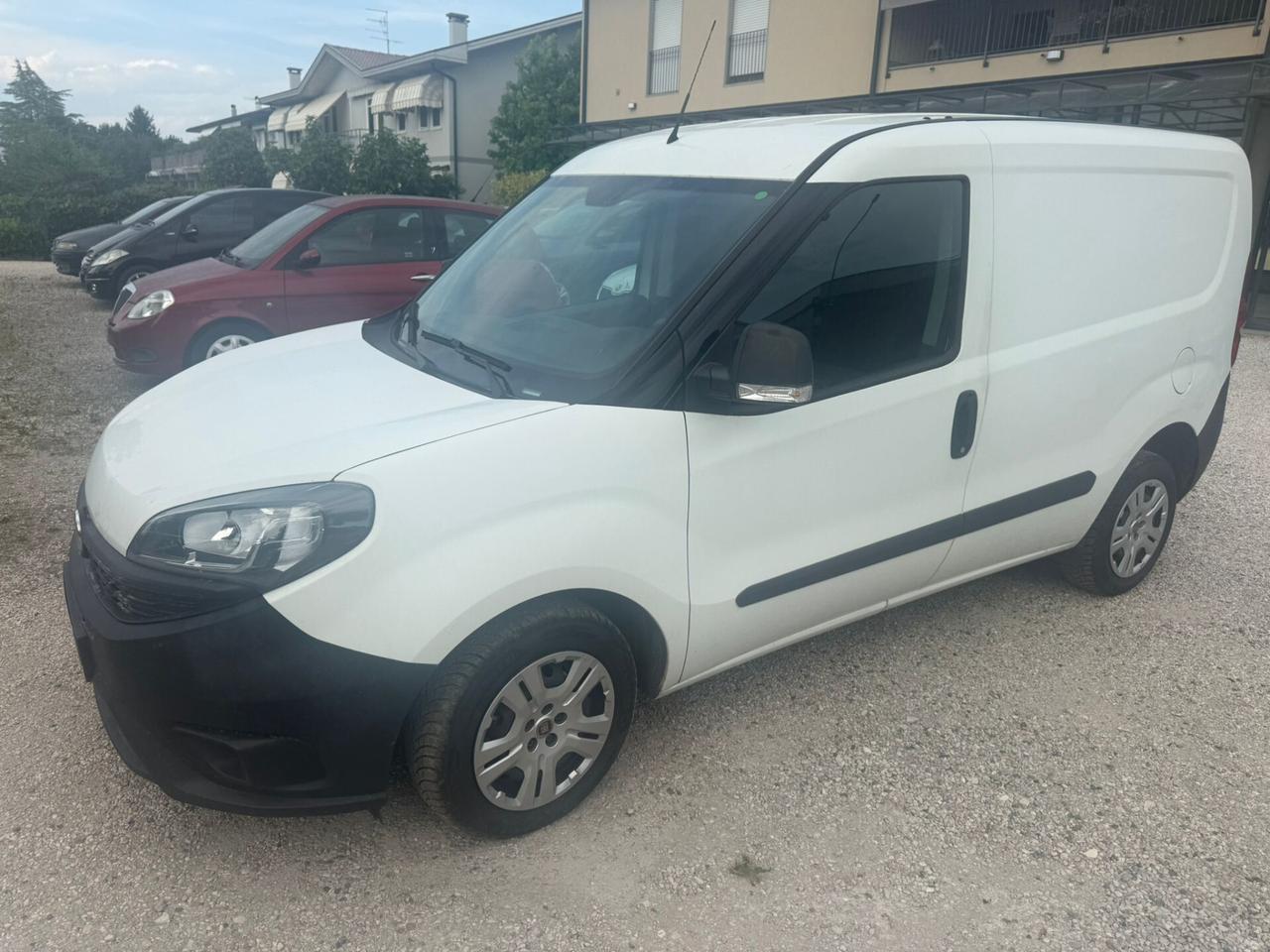 FIAT DOBLÒ CARGO / 2022/ 4P / VETT. FURGONATA LOUNGE 1.6 MJET 105CV E6D-F SeS