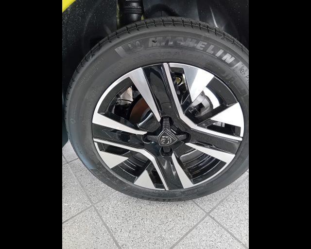 PEUGEOT 208 1.2 hybrid Allure 100cv e-dcs 6