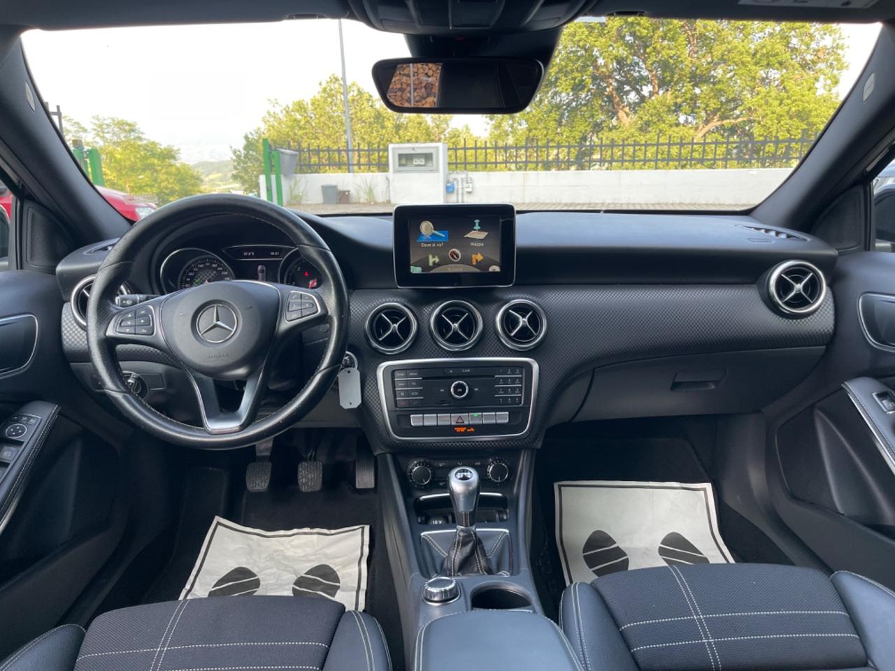 Mercedes-benz A 180 A 180 d Sport