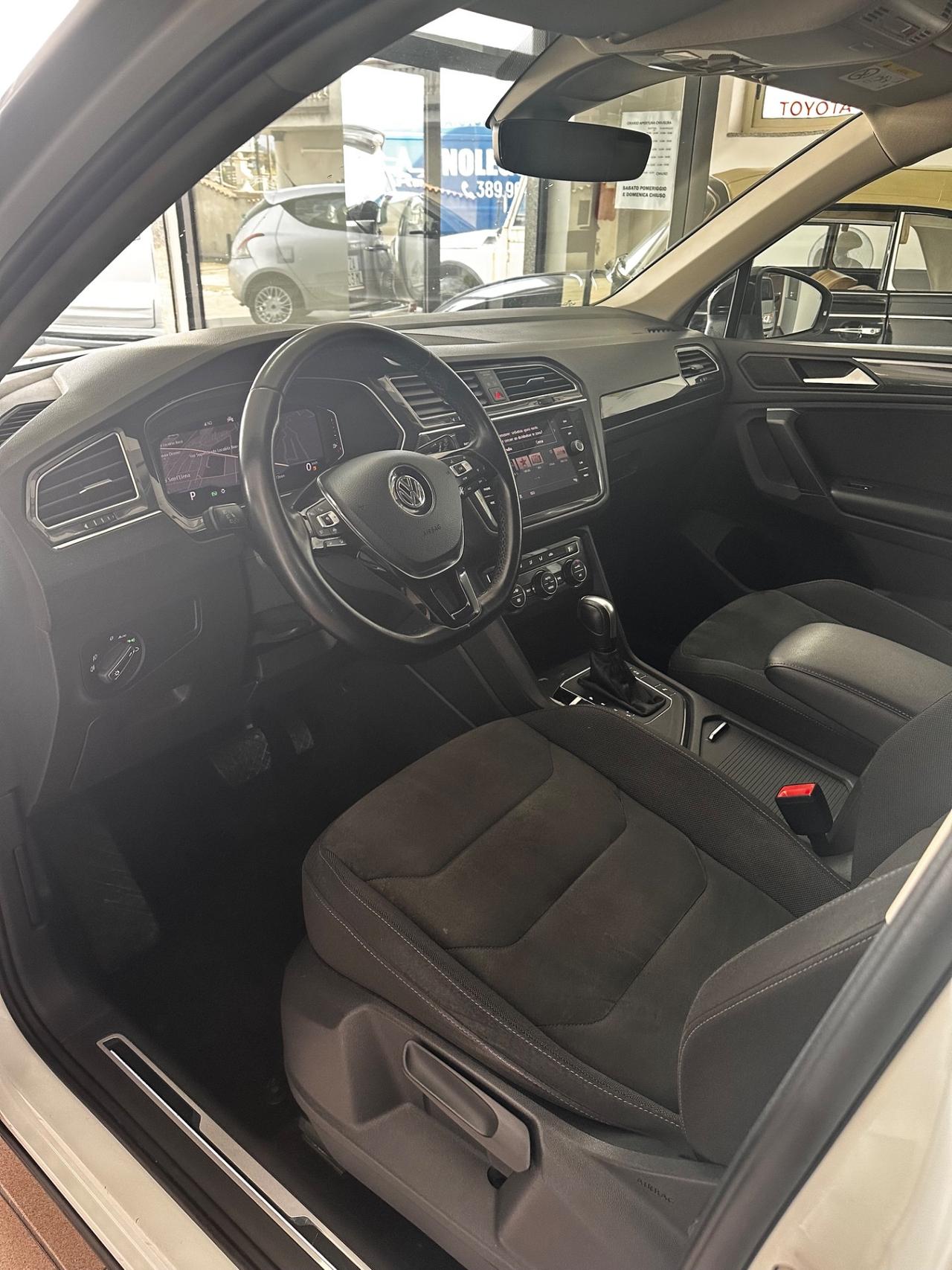 Volkswagen Tiguan 2.0 TDI SCR DSG Sport BlueMotion Technology