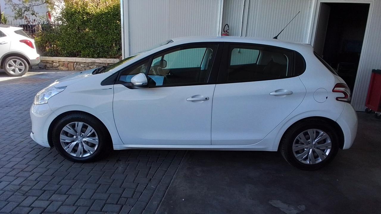 Peugeot 208 1.6 e-HDi 92 CV Active