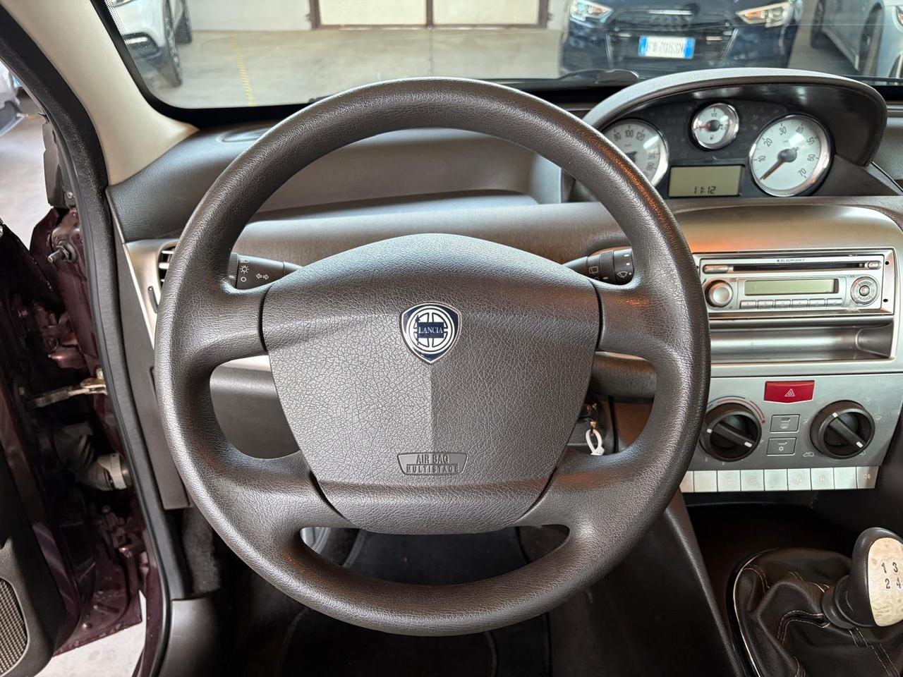 Lancia Ypsilon 1.2 Passion