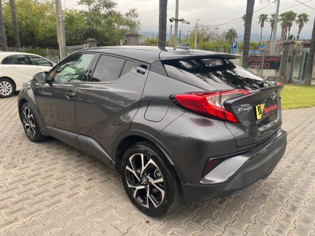 TOYOTA C-HR 1.8 Hybrid E-CVT