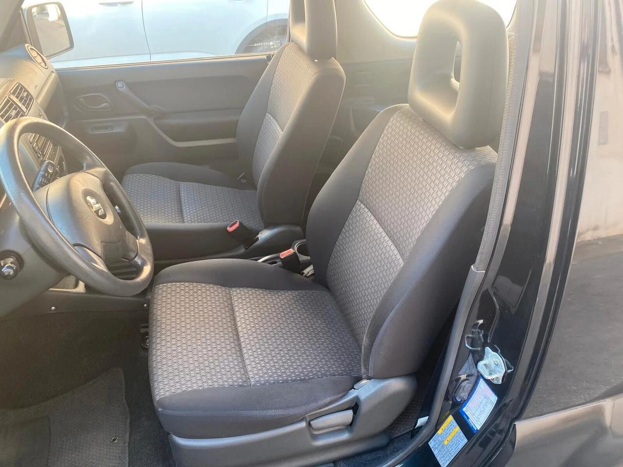 Suzuki Jimny 1.3i 16V cat 4WD JLX