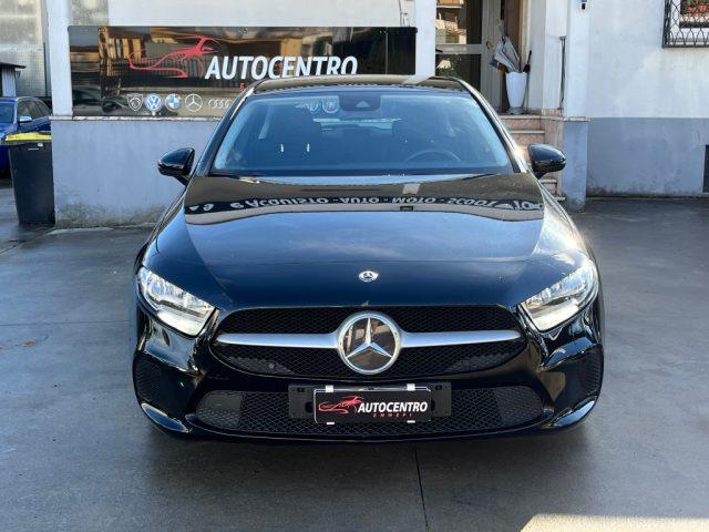 MERCEDES-BENZ A 180 d Automatic Business