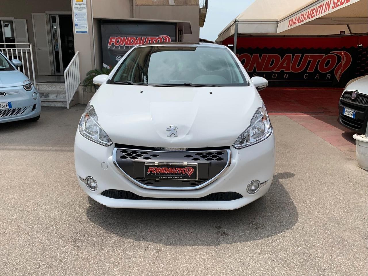 Peugeot 208 1.4 e-HDi 68 CV S&S robotizzato 5 porte Active