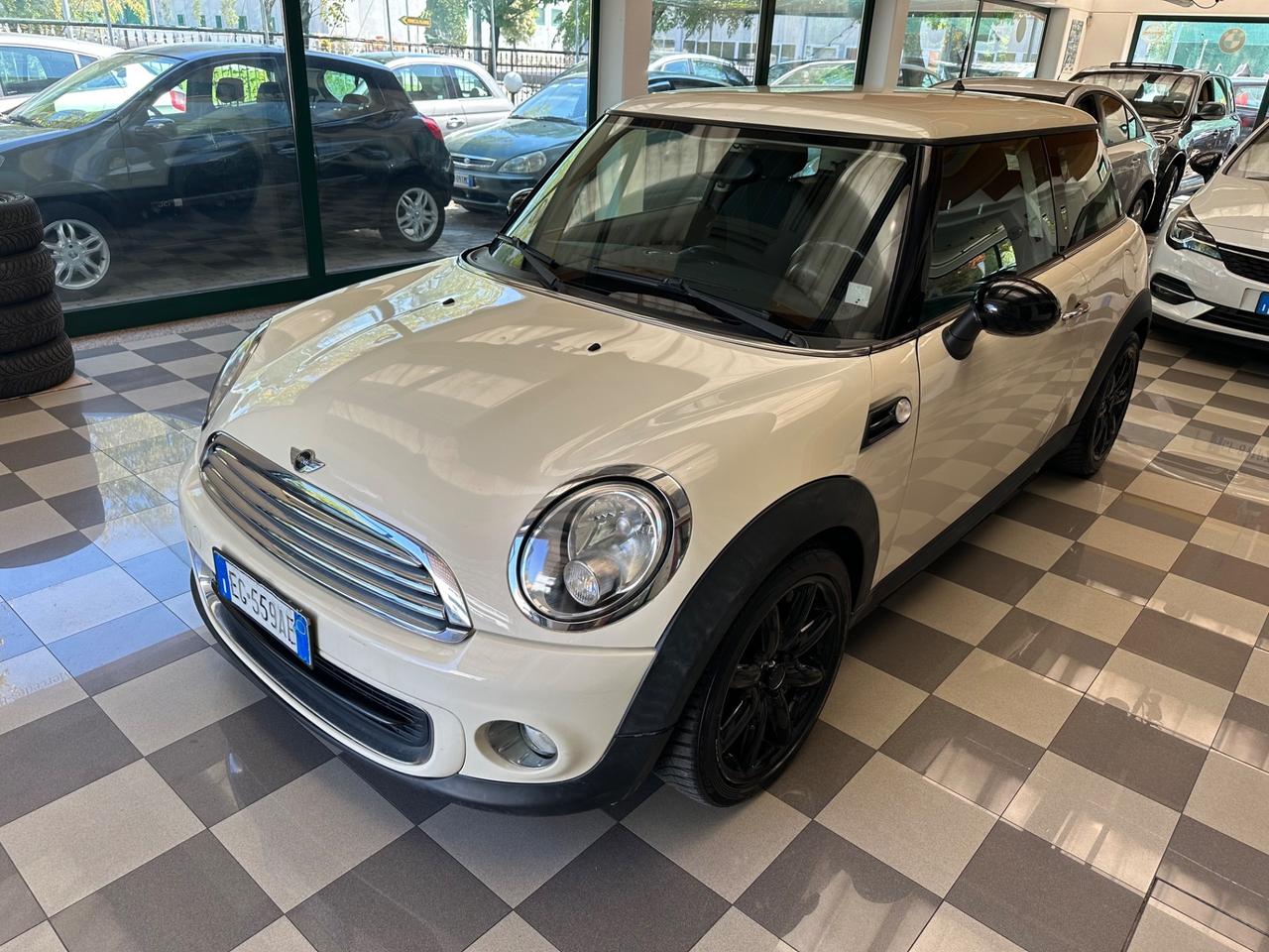 Mini Cooper 1.6 75Cv