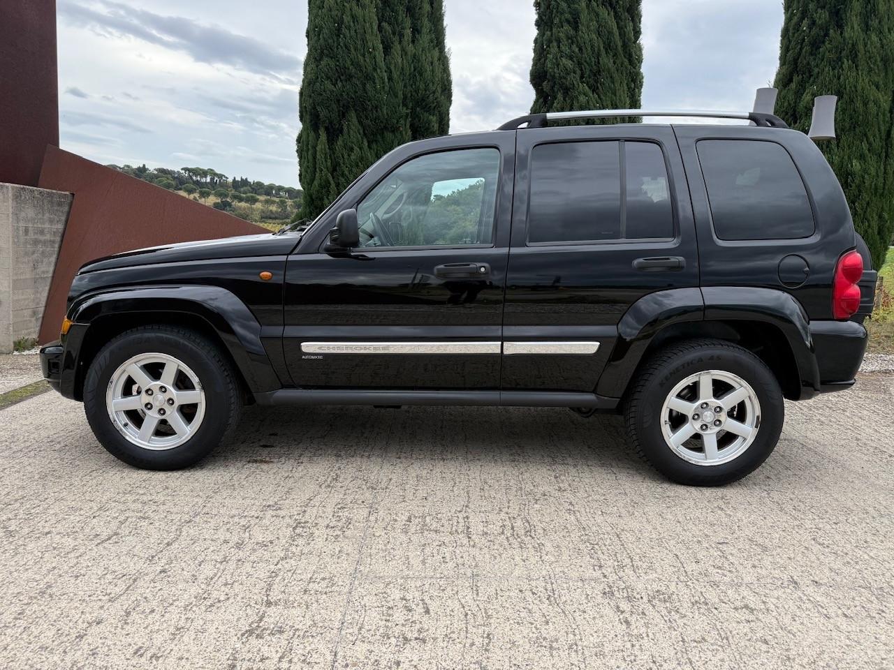 Jeep Cherokee 2.8 CRD DPF Limited Auto