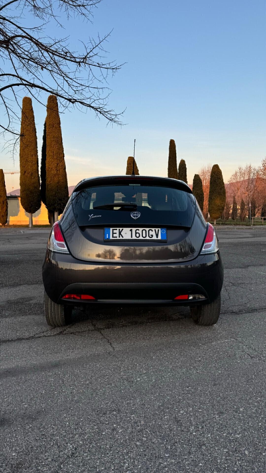 Lancia Ypsilon 0.9 TwinAir Neopatentati