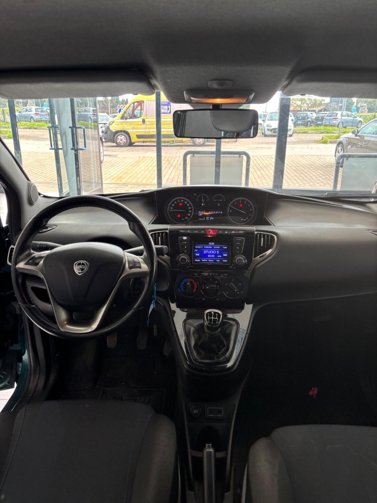 Lancia Ypsilon 1.2 69 CV 5 porte GPL Ecochic Gold