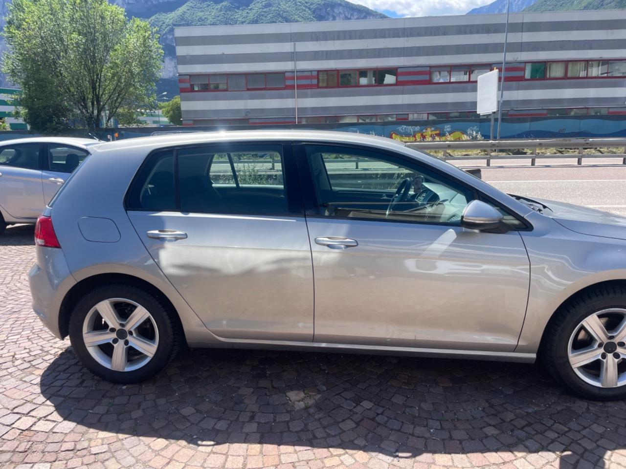 Volkswagen Golf 1.6 TDI 5p. Highline BlueMotion Technology