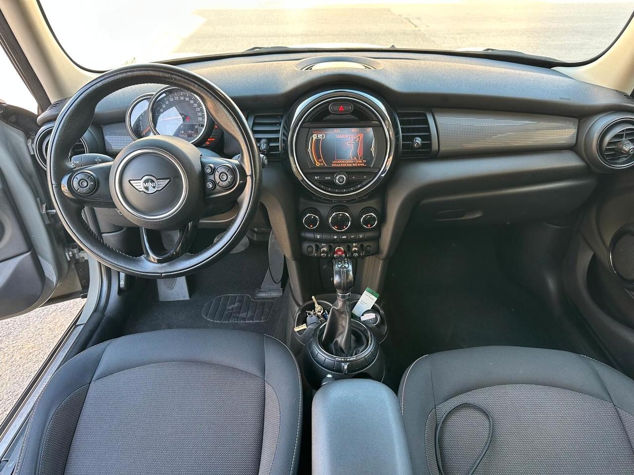 Mini Mini 1.5 Cooper D Automatica Neopatenati Business XL 5 porte
