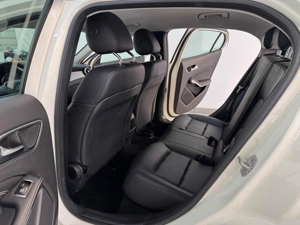 Mercedes-benz GLA 200 D 2.0 Diesel Sport 2014