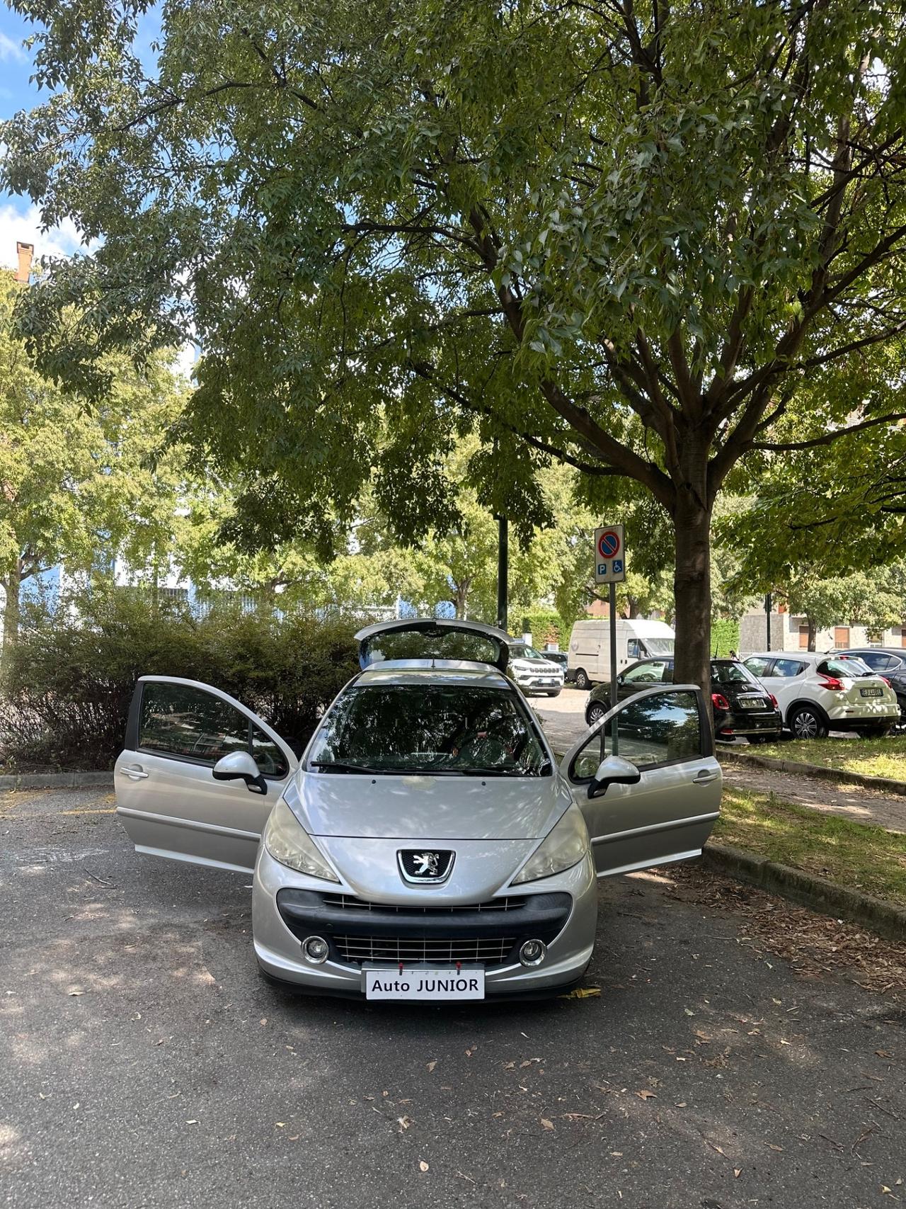 Peugeot 207 1.6 HDi 110CV 3p. XS