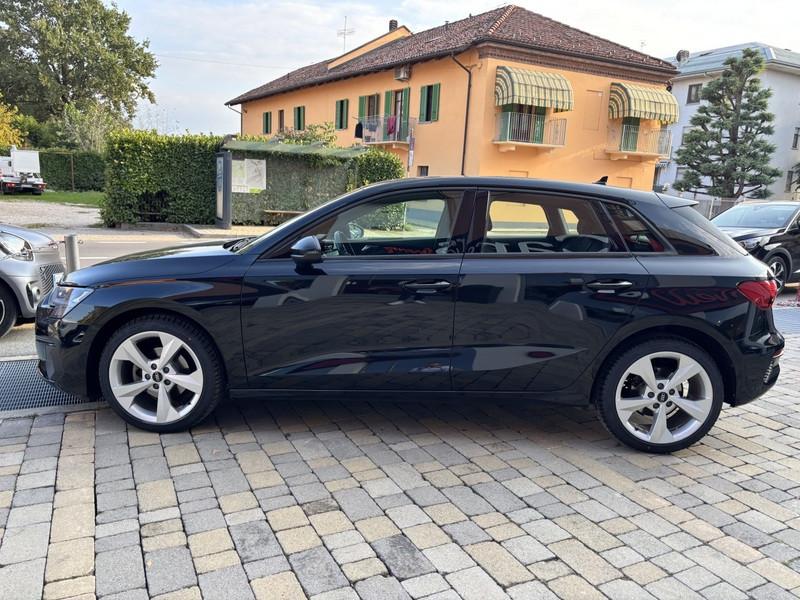 Audi A3 Sportback 30 2.0 tdi Business LED-NAVI-18"