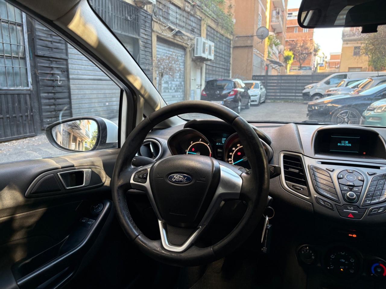 Ford Fiesta 1.5 TDCi 75CV 5 porte Black & White Edition. - DISTRIBUZIONE FATTA