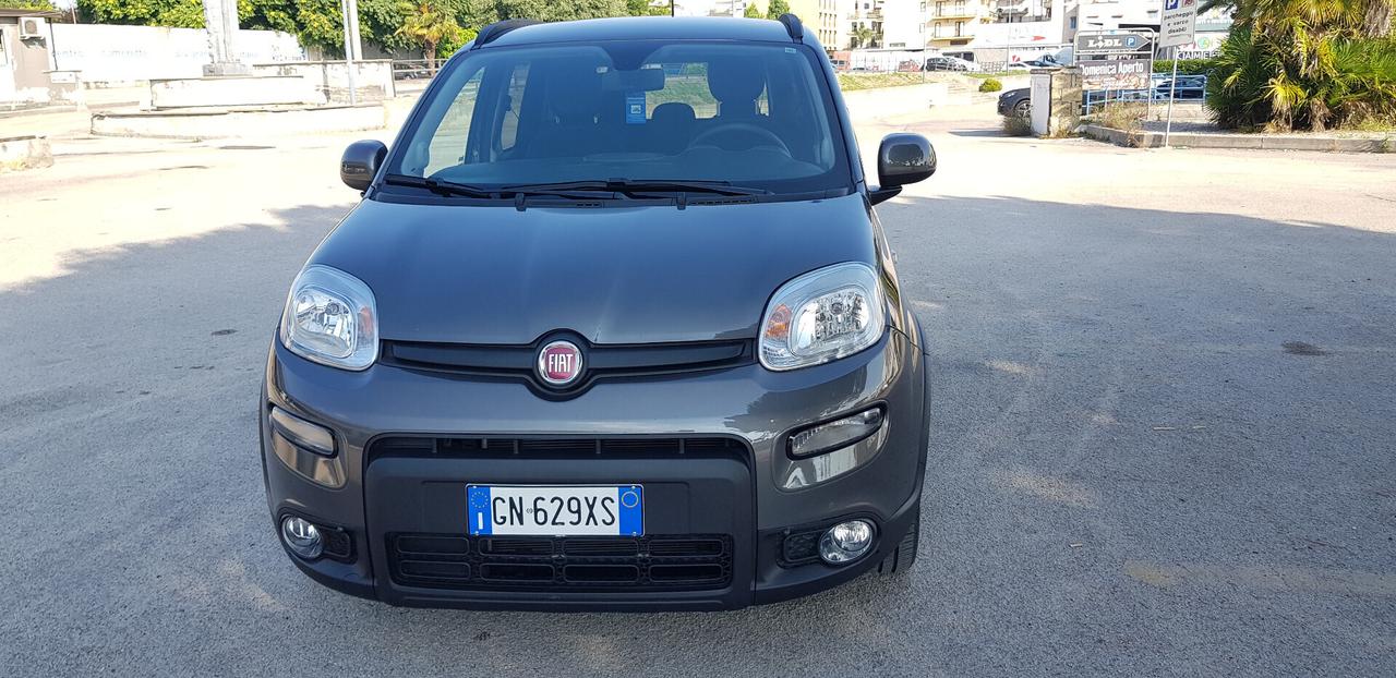 FIAT PANDA 1.0 FIREFLY HYBRID 13.000 KM. 05/2023