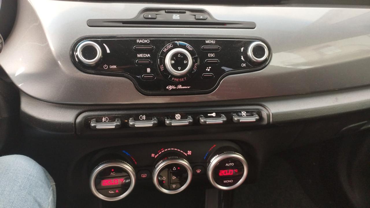 Alfa Romeo Giulietta 2.0 JTDm-2 170 CV Distinctive