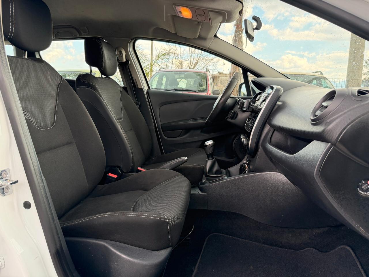 RENAULT CLIO SPORTER 2018 1.5 DIESEL 75 CV *N1