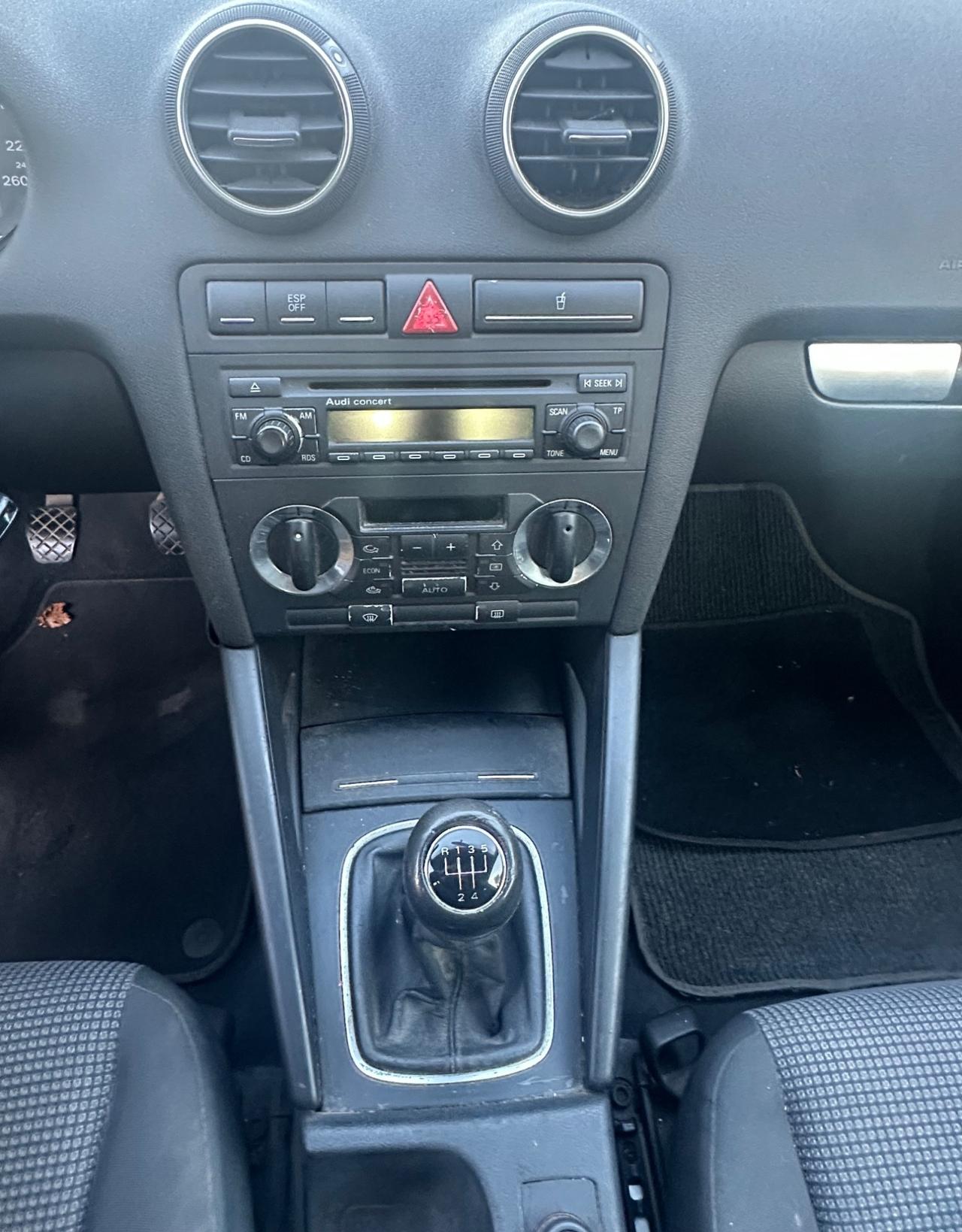 Audi A3 1.6 Attraction