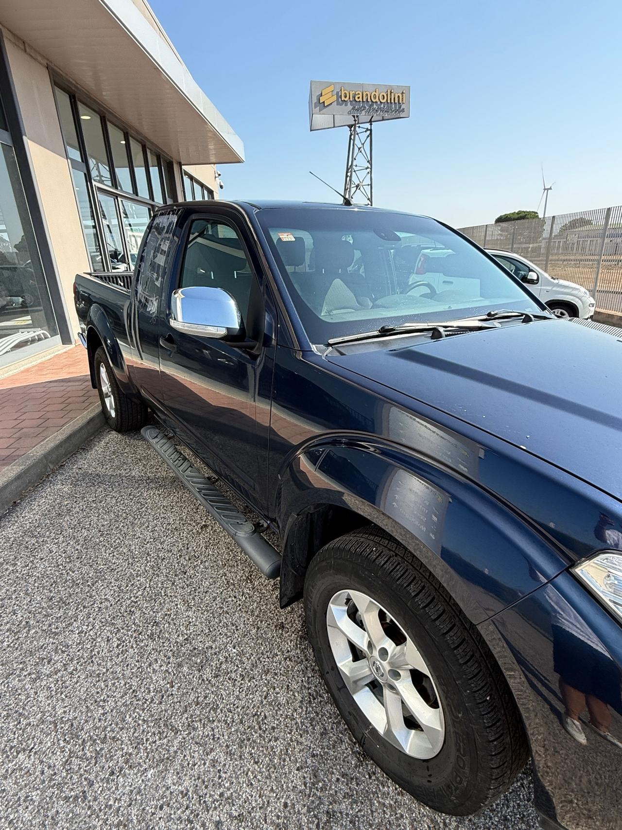Nissan Navara 2.5 dCi 190CV 2 porte King Cab LE