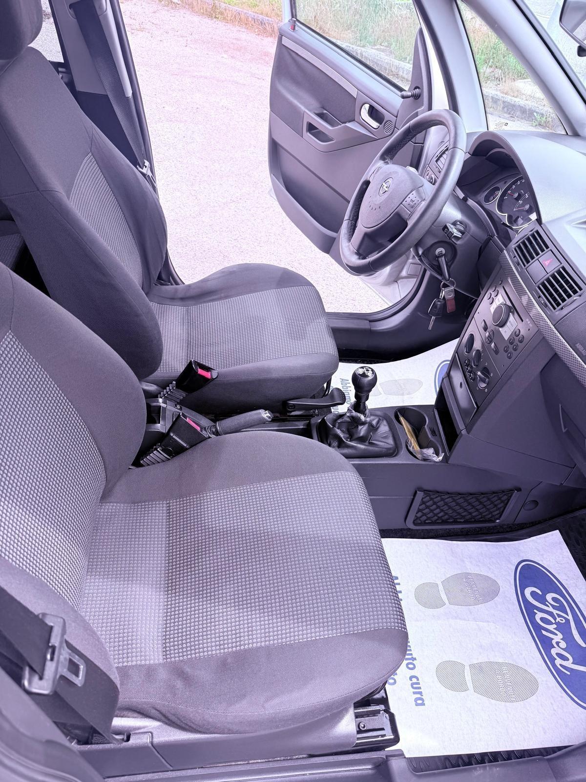 Opel Meriva 1.4 16V Cosmo Ok neopatentati