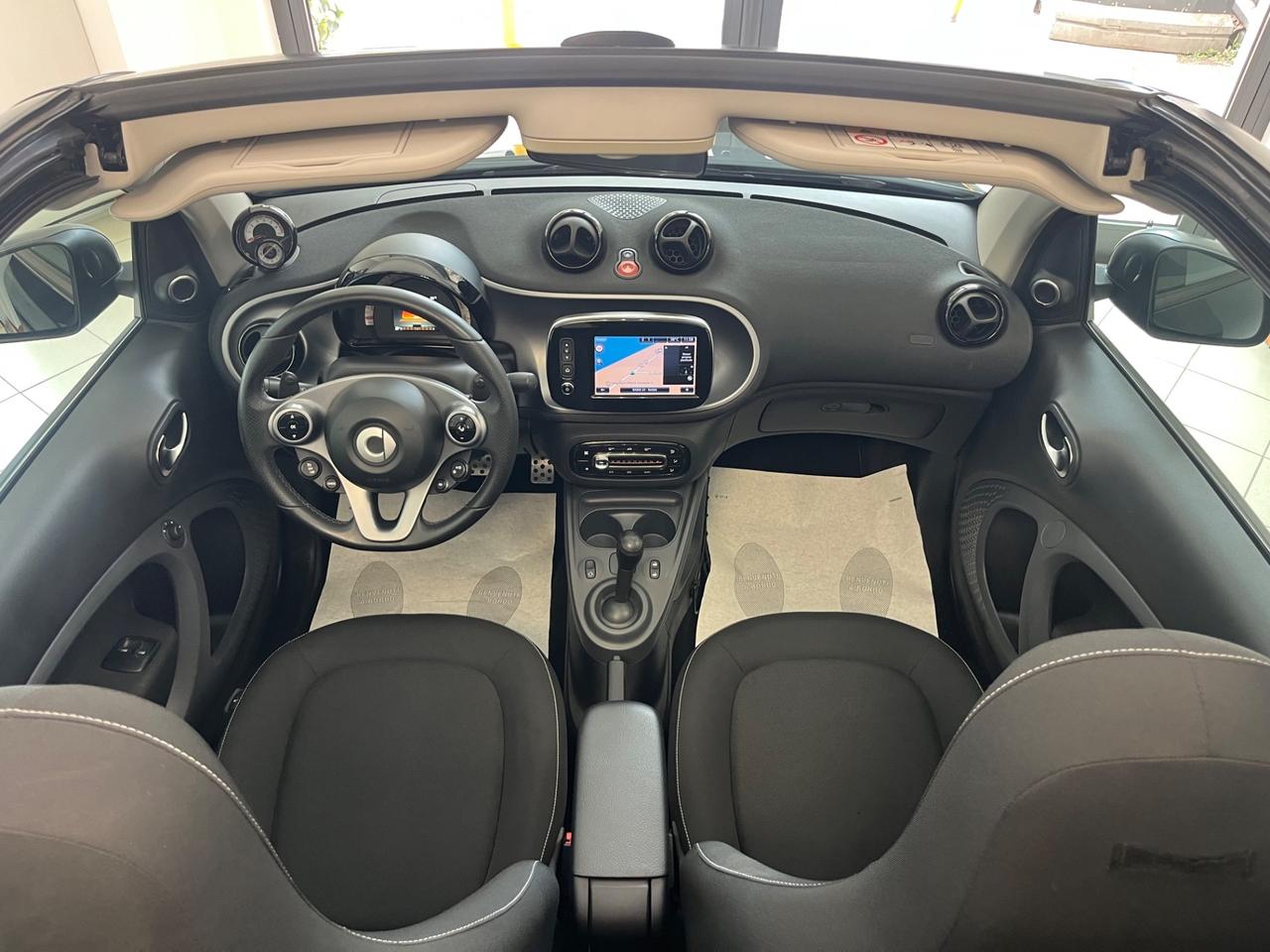 Smart 90cv Turbo cabrio Led/navi IVA ESPOSTA!!