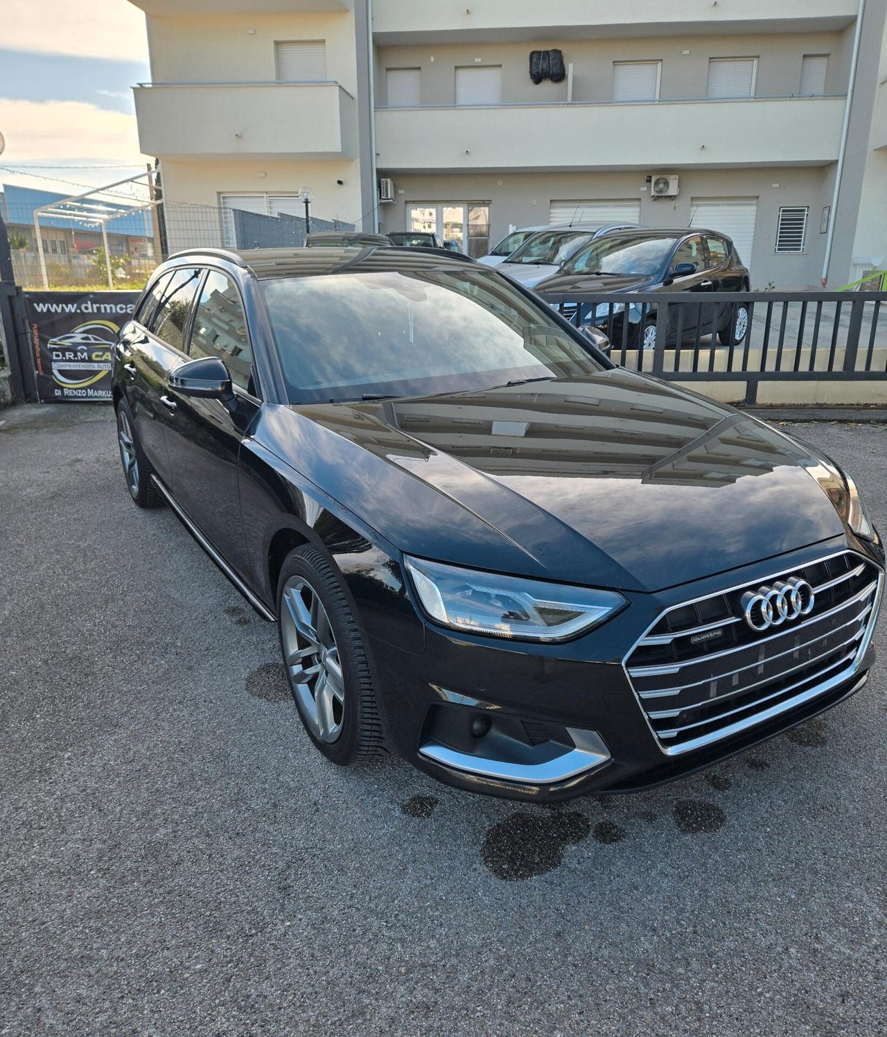 Audi A4 Avant 40 TDI S tronic line edition