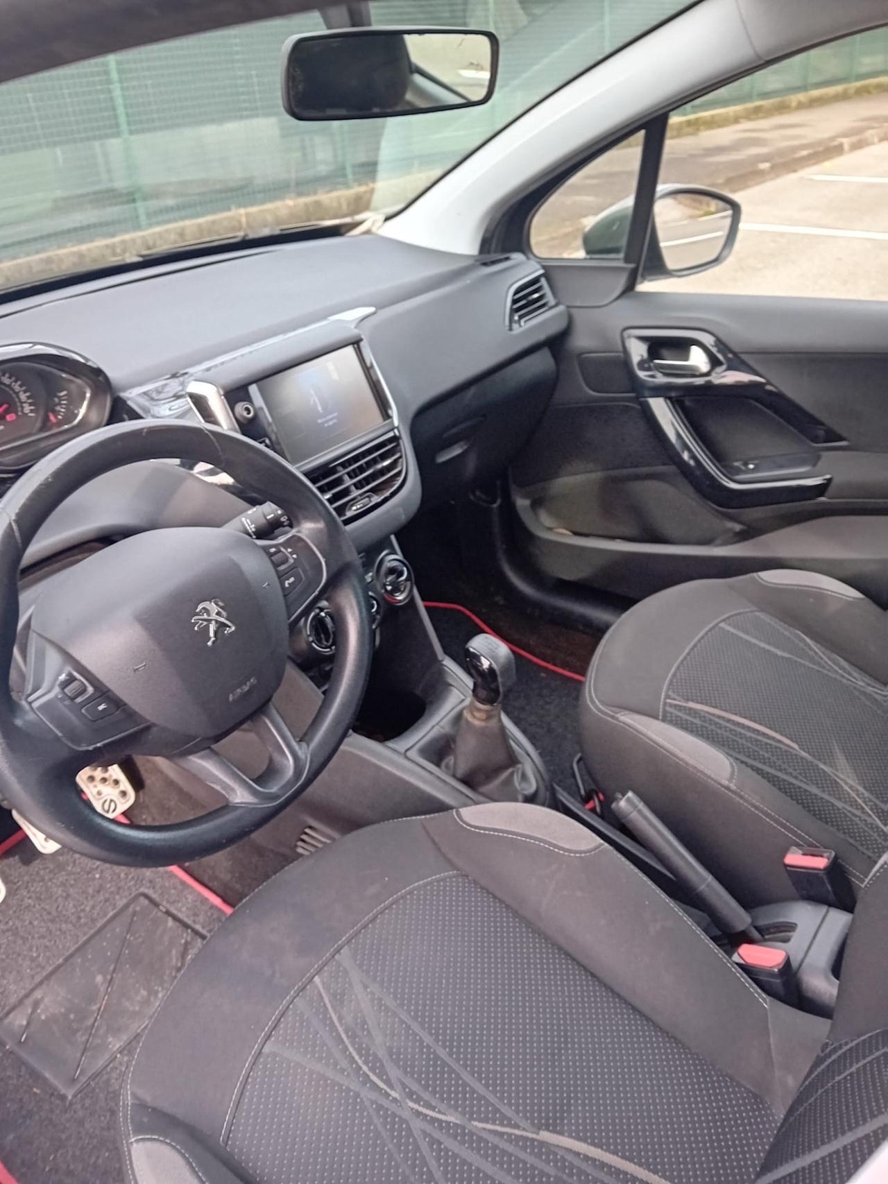 Peugeot 208 1.2 VTi 82 CV 5 porte Access