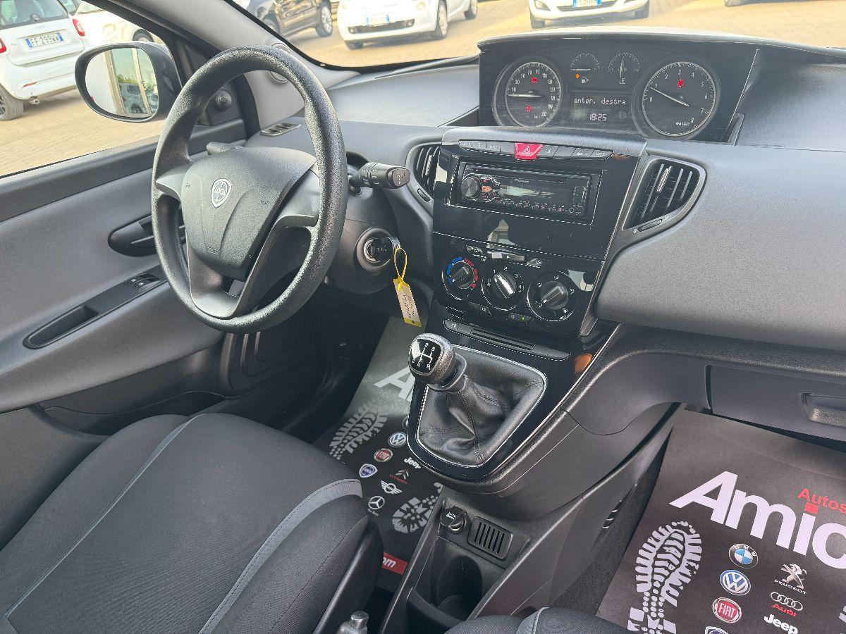 LANCIA Ypsilon 1.2 69 CV 5p. Gold