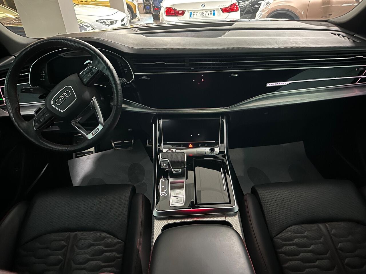 Audi Q8 RS TFSI V8 quattro tiptronic