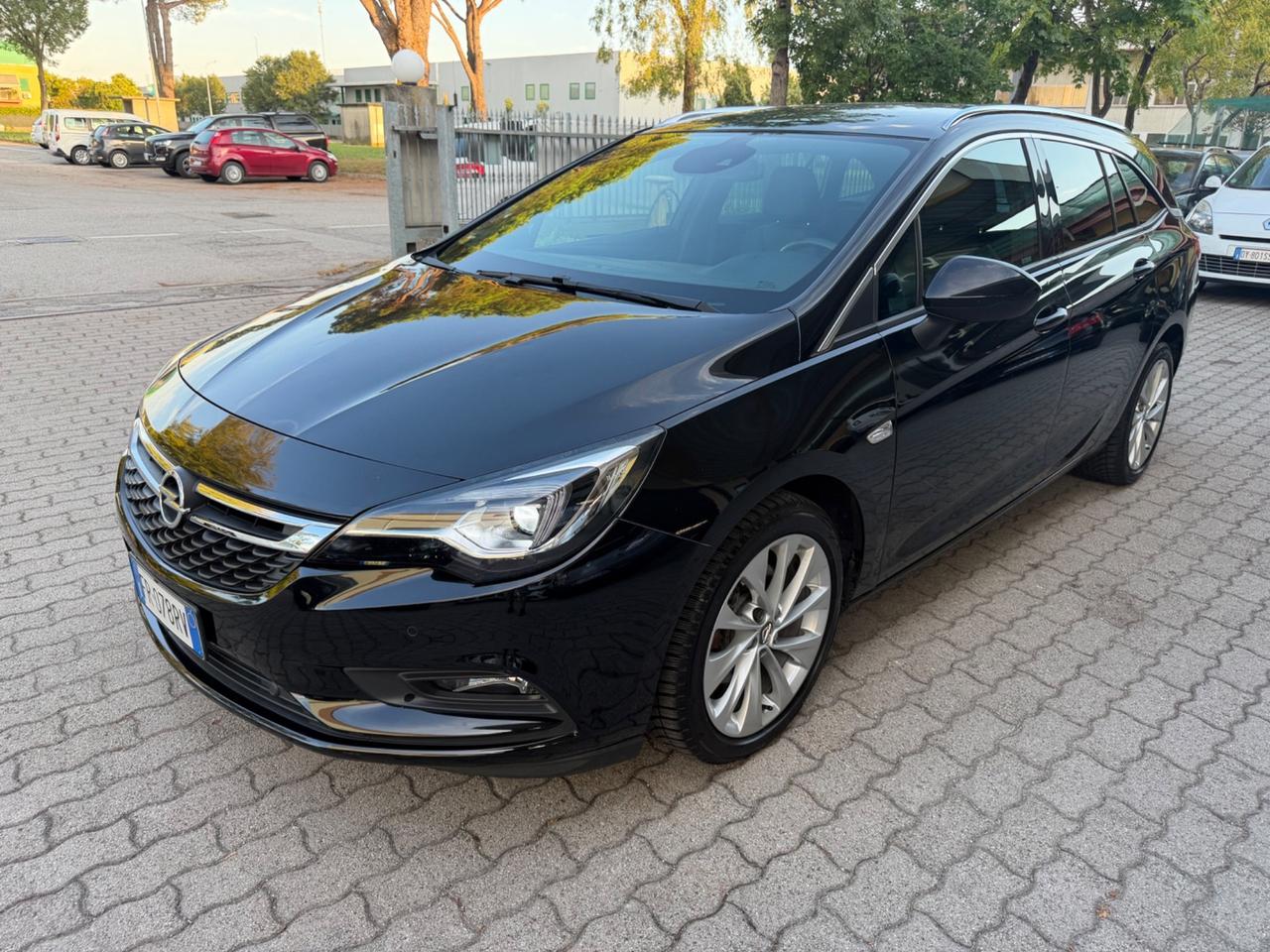 Opel Astra 1.6 BiTurbo CDTi Start&Stop Sports Tourer Dynamic