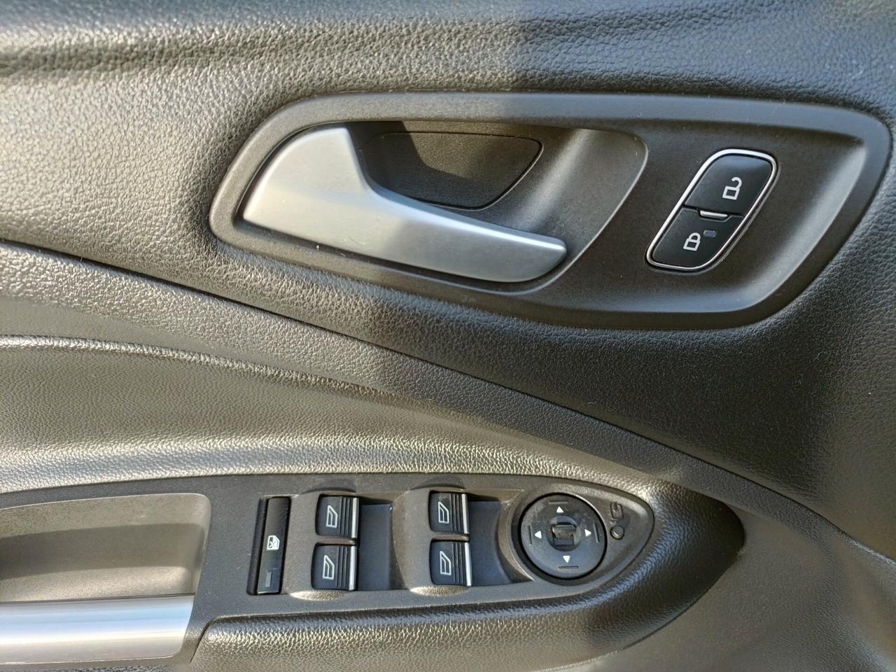 Ford Kuga 1.5 EcoBoost 120 CV S&S 2WD Titanium