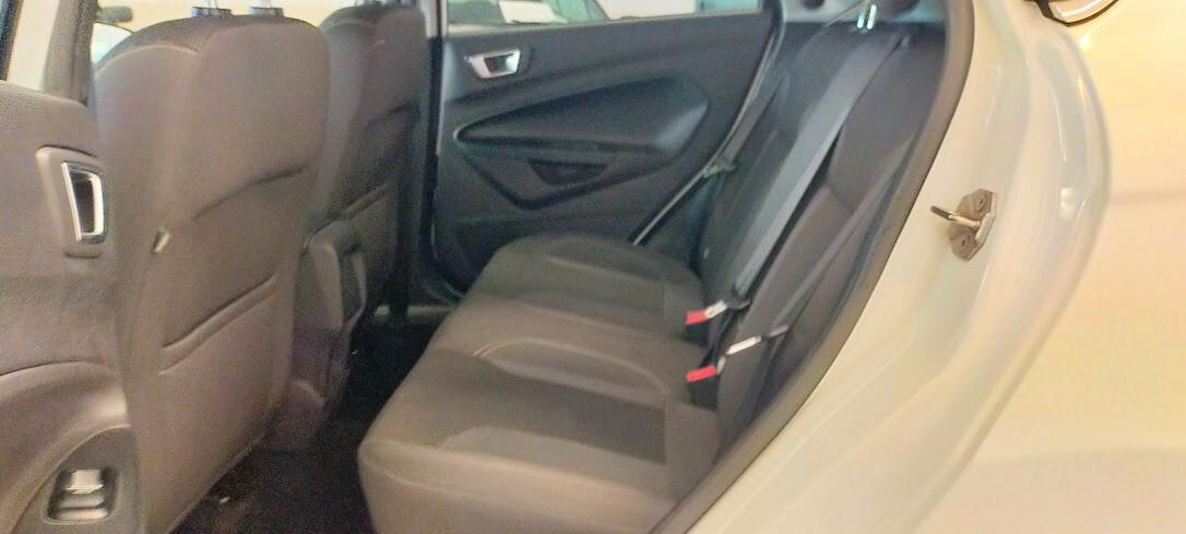 Ford Fiesta 1.4 5p. Bz.- GPL Titanium