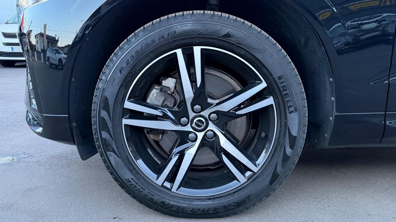 VOLVO XC60 R-DESIGN 197 CV - VIRTUAL COCKPIT, PELLE, FULL LED