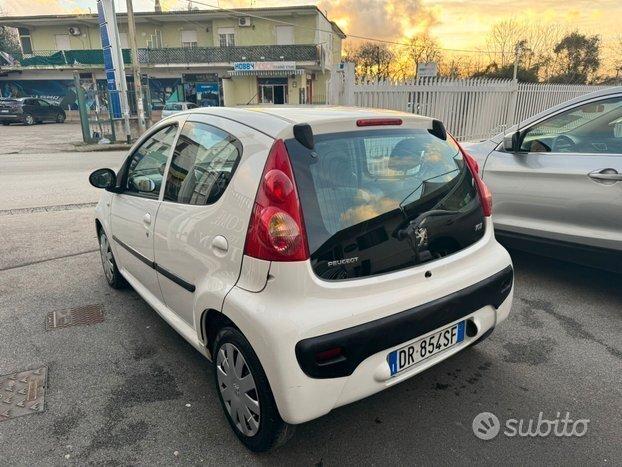 PEUGEOT 107 1000benzina