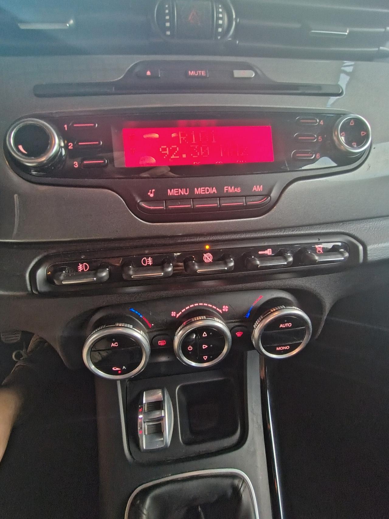 Alfa Romeo Giulietta 1.6 JTDm-2 105 CV Exclusive