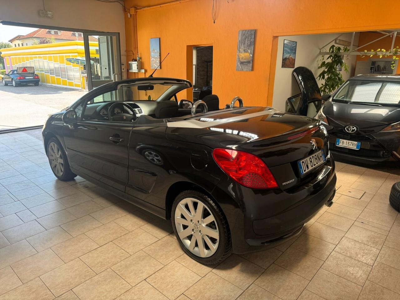Peugeot 207 1.6 VTi 120CV CC Roland Garros