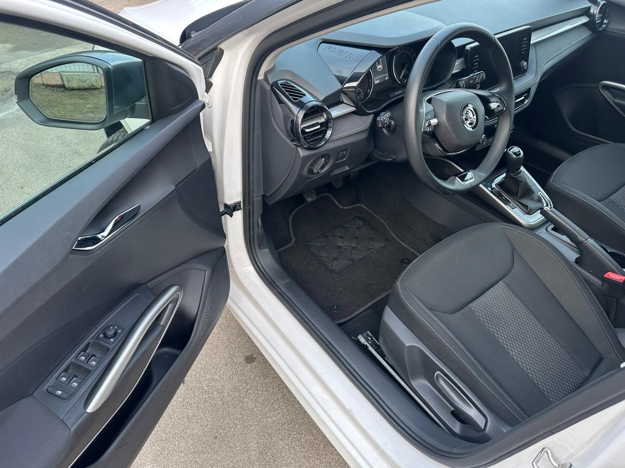 Skoda Fabia 1.0 MPI EVO 80 CV Monte Carlo