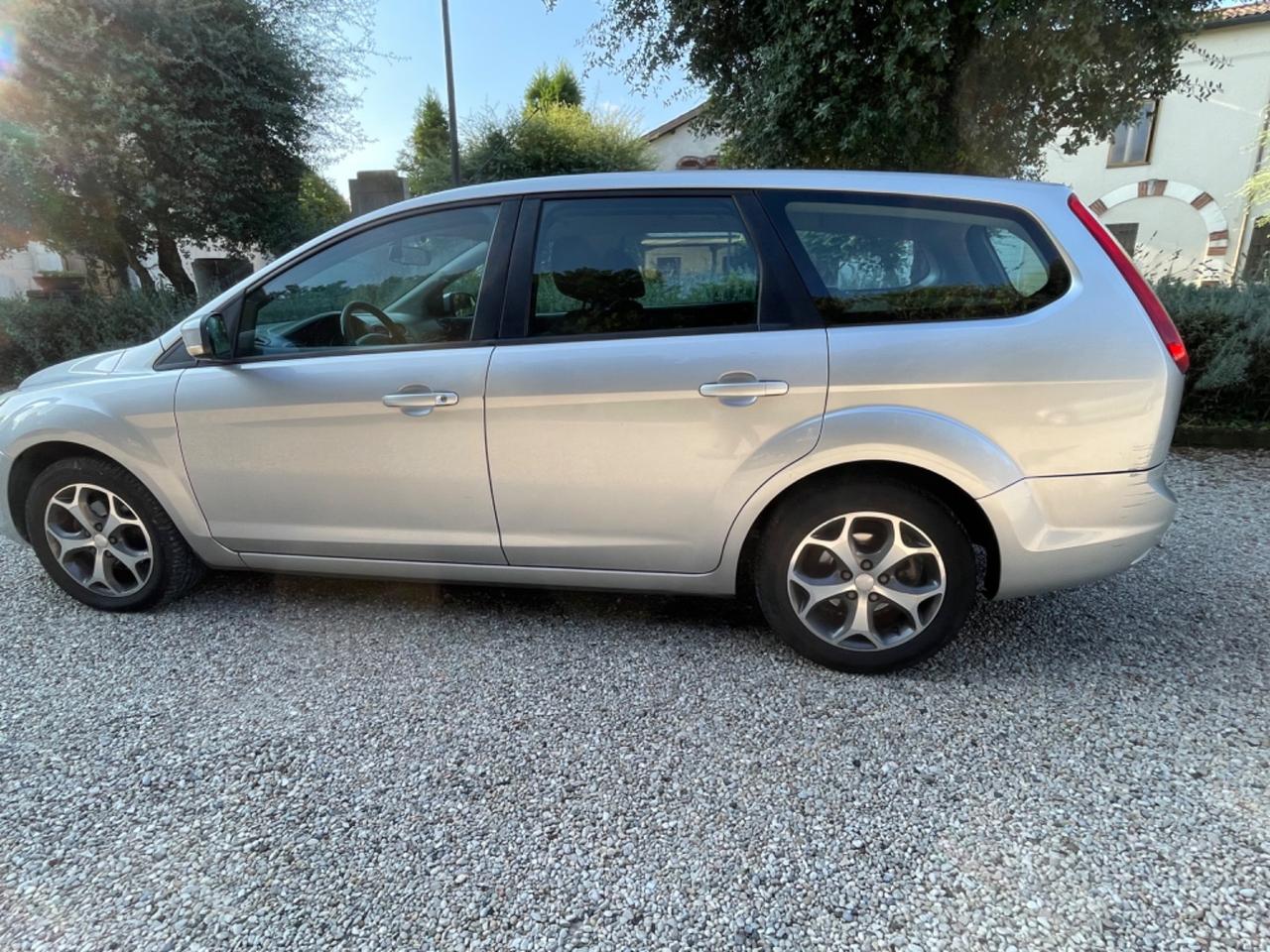 Ford Focus 1.6 TDCi titanum pronta al uso .€.2500